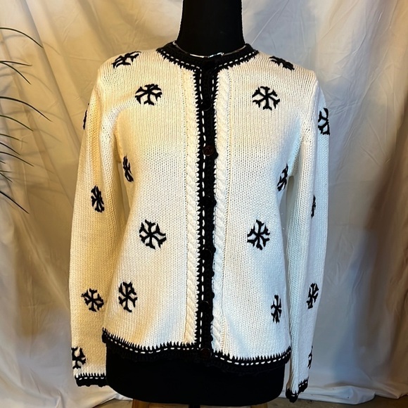 Vintage Orvis Knitted button Down Snow Flakes Christmas sweater Size S - Picture 1 of 13